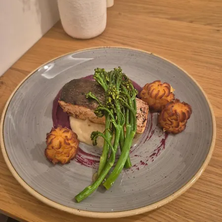 Restaurant Brinckwirth * אוכטרופ